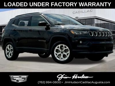 2025 Jeep Compass Latitude in Diamond Black Crystal Pc — front three-quarter view