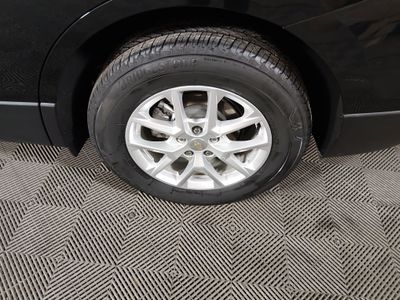 2024 Chevrolet Equinox — photo 10 view