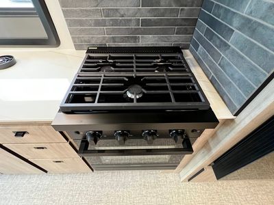 2026 Grand Design LINEAGE SERIES F - Photo 9