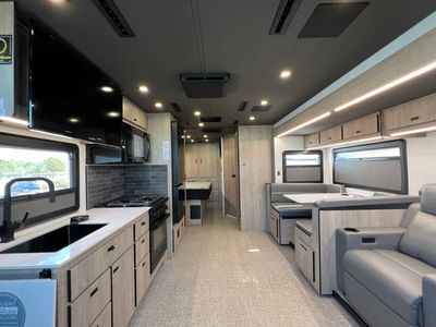 2026 Grand Design LINEAGE SERIES F - Photo 5