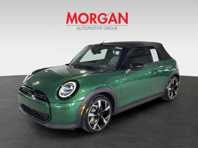 2025 MINI Cooper S — interior view