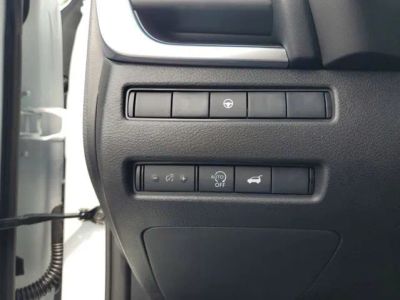 2026 Nissan Rogue — photo 10 view