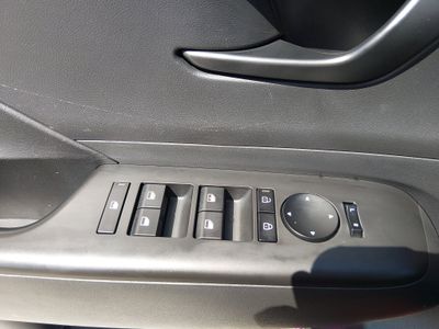 2025 Hyundai Kona - Photo 13