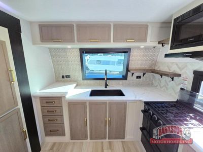 2026 Wildwood Heritage Glen 261FKRB - Photo 10