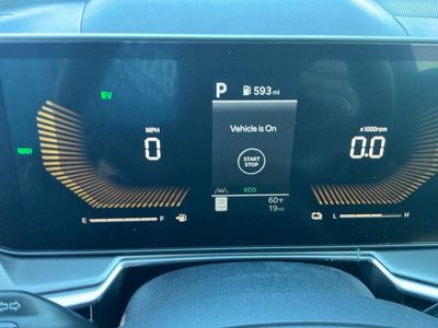 2026 Kia Sorento Hybrid — photo 11 view
