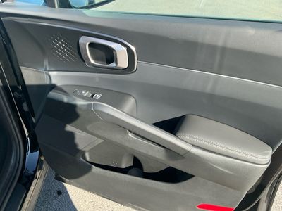 2026 Kia Sorento Hybrid — photo 21 view