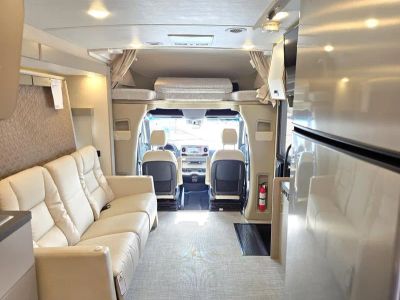 2025 Winnebago VIEW - Photo 3