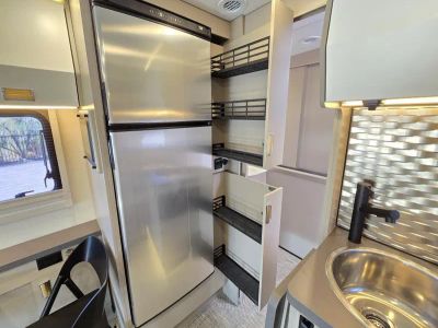 2025 Winnebago VIEW - Photo 19