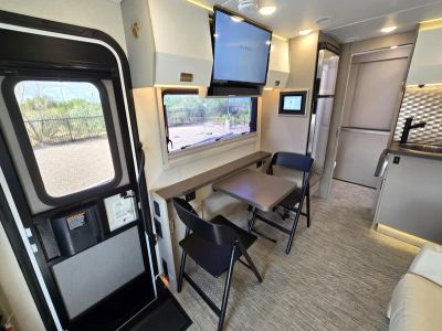 2025 Winnebago VIEW - Photo 15