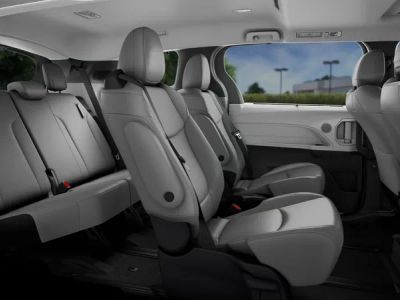 2026 Toyota Sienna - Photo 21
