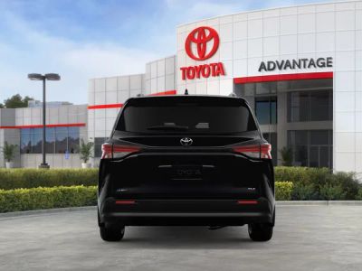2026 Toyota Sienna - Photo 10