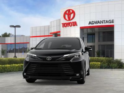 2026 Toyota Sienna - Photo 3