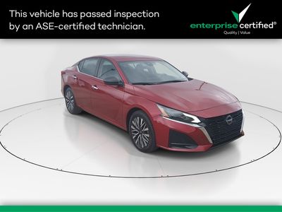 2024 Nissan Altima - Photo 1