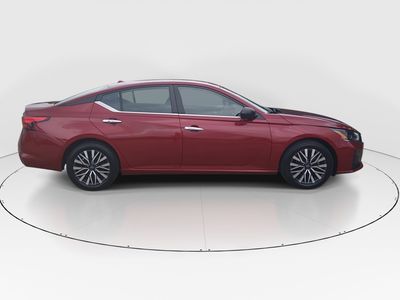 2024 Nissan Altima - Photo 8