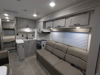 2025 Coachmen Leprechaun 260QB - Ford — photo 21 view