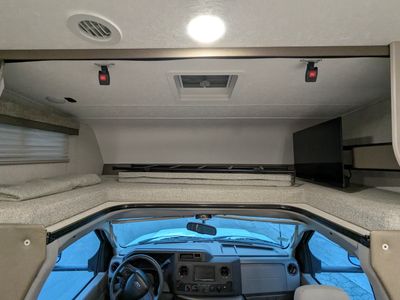 2025 Coachmen Leprechaun 260QB - Ford — photo 14 view
