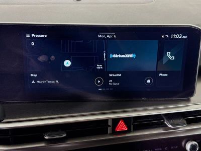 2024 Kia Sorento — photo 14 view