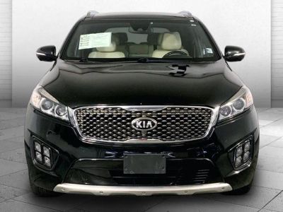 2016 Kia Sorento — side profile view