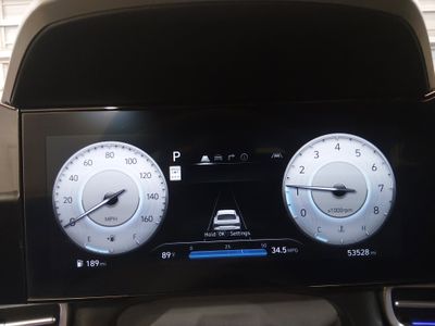 2024 Hyundai Elantra — photo 14 view