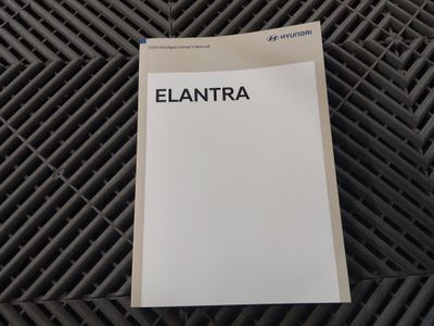 2024 Hyundai Elantra — photo 20 view
