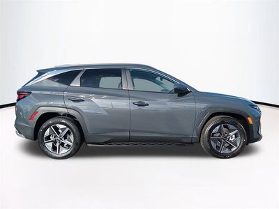 2026 Hyundai TUCSON — photo 8 view