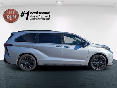 2022 Toyota Sienna - Photo 4