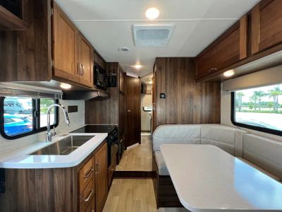 2025 Winnebago MINNIE WINNIE — engine compartment view