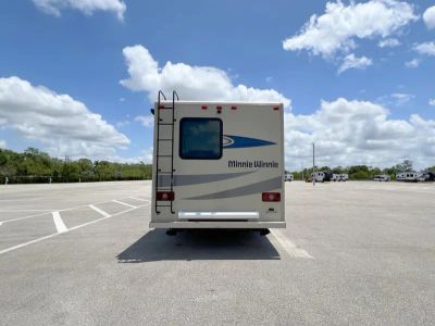 2025 Winnebago MINNIE WINNIE — photo 27 view