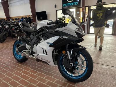 2026 CFMOTO 675SS - Photo 1