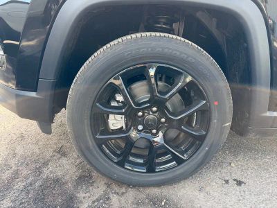 2026 Jeep Compass — photo 9 view