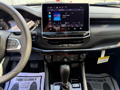 2026 Jeep Compass — photo 20 view