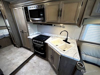 2023 Coachmen Freelander - Photo 13
