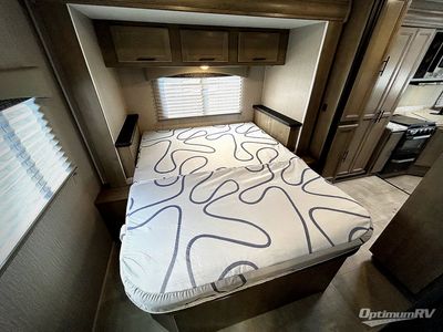 2023 Coachmen Freelander - Photo 18