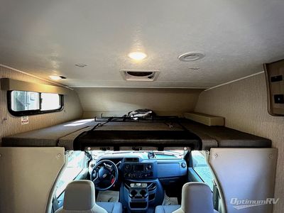 2023 Coachmen Freelander - Photo 6