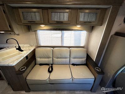 2023 Coachmen Freelander - Photo 12