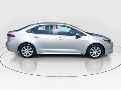 2024 Toyota Corolla — photo 8 view