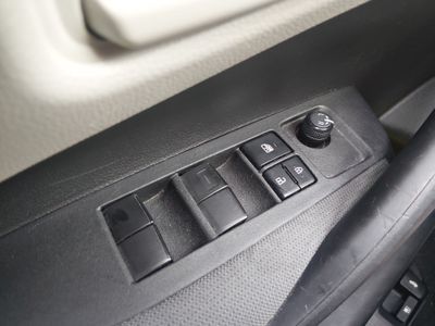 2024 Toyota Corolla — photo 19 view