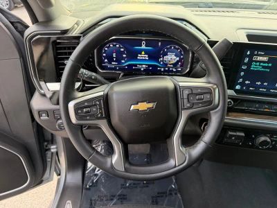 2025 Chevrolet Silverado 2500HD — photo 23 view