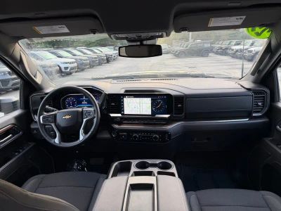 2025 Chevrolet Silverado 2500HD — photo 37 view