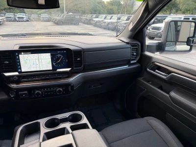 2025 Chevrolet Silverado 2500HD — photo 39 view