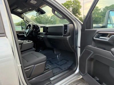 2025 Chevrolet Silverado 2500HD — photo 34 view