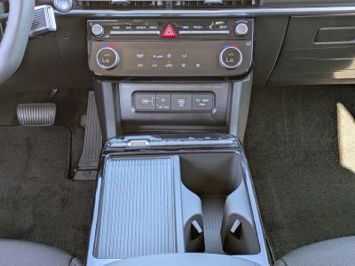 2026 Hyundai TUCSON HYBRID — photo 19 view