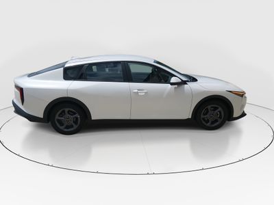 2025 Kia K4 - Photo 8