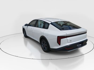 2025 Kia K4 - Photo 5