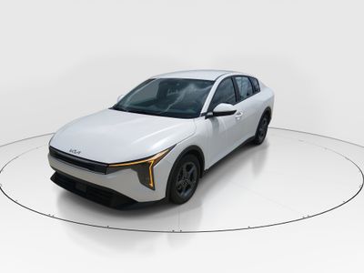 2025 Kia K4 - Photo 3