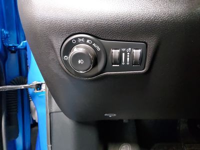2025 Jeep Compass — photo 13 view
