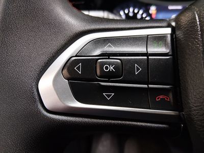 2025 Jeep Compass — photo 12 view