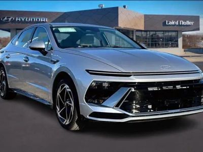 2026 Hyundai Sonata - Photo 2