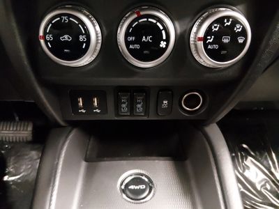 2025 Mitsubishi Outlander Sport - Photo 17
