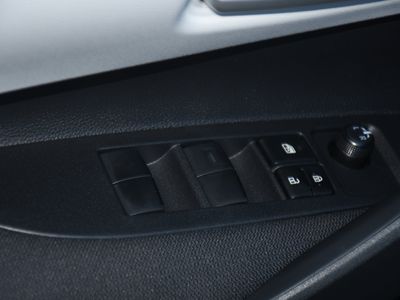 2026 Toyota Corolla - Photo 6